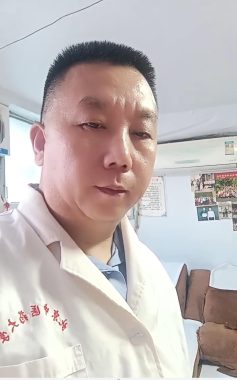 赵忠雷 青岛 47岁 176cm 92kg