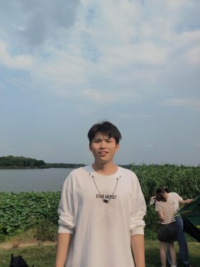 杨成贵 成都 26岁 173cm 70kg