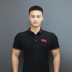 谢纪成 成都 25岁 175cm 65kg