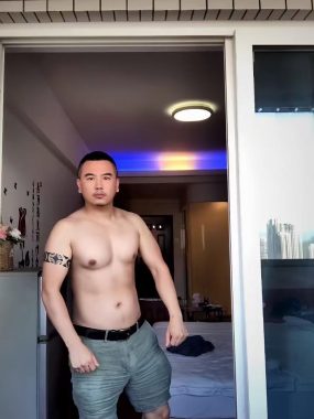 昊天 成都 39岁 170cm 80kg