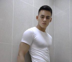 姜戎 成都 31岁 178cm 72kg