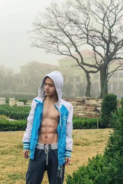 井直直 成都 31岁 172cm 68kg