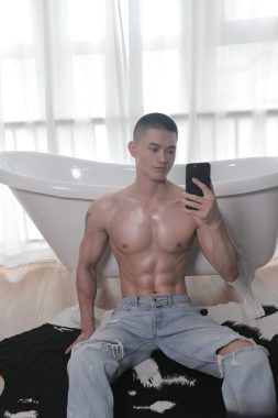 罗昌平 成都 41岁 179cm 70kg