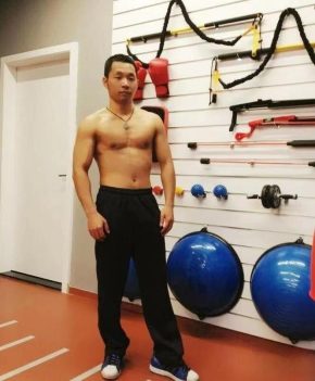 叶迎春 成都 38岁 175cm 68kg