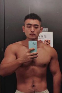 徐明星 成都 28岁 176cm 82kg
