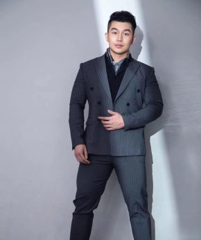 朱一航 成都 29岁 175cm 78kg