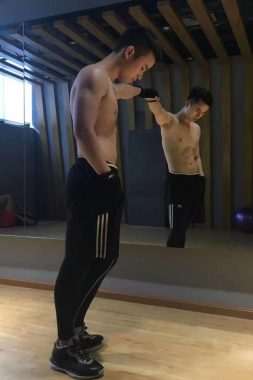 陈若仪 成都 30岁 176cm 75kg