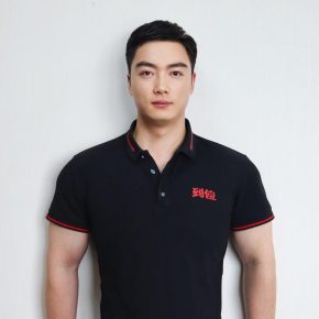 赵碧良 成都 29岁 168cm 65kg