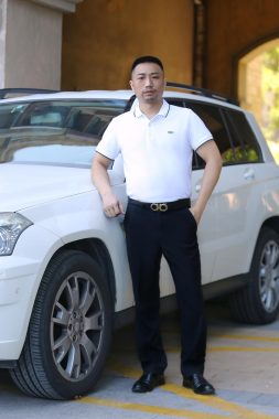 胡小芳 成都 41岁 175cm 75kg