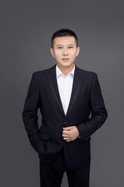 刘广森 保定 37岁 170cm 70kg