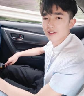 杨青举 廊坊 28岁 175cm 60kg