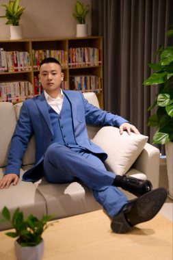 韩雪松 廊坊 33岁 175cm 68kg