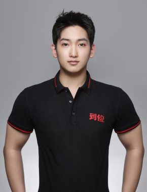 白嘉伟 咸阳 22岁 178cm 72kg