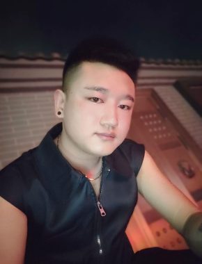 李鹏飞 西安 27岁 172cm 62kg