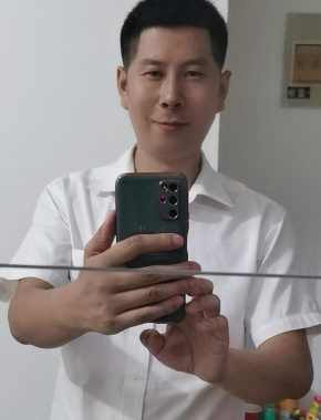 任海宁 西安 43岁 179cm 78kg