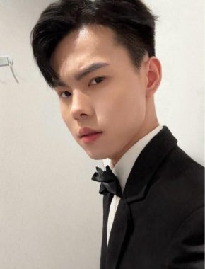 梁子安 西安 21岁 175cm 120kg