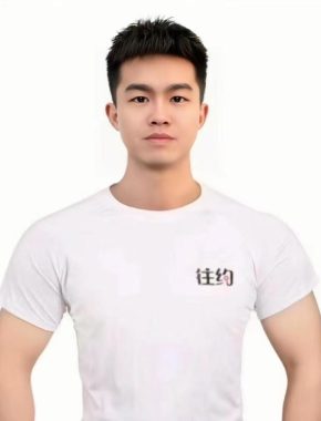 胡永嘉 西安 28岁 178cm 64kg