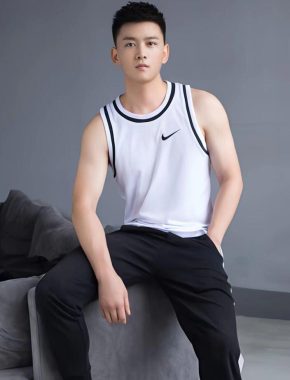杨灿林 西安 34岁 180cm 70kg