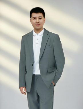 张凯鑫 西安 32岁 174cm 70kg