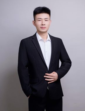 齐秦 西安 31岁 178cm 73kg
