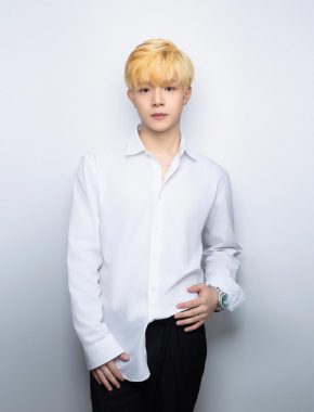 郭明阳 西安 23岁 178cm 65kg