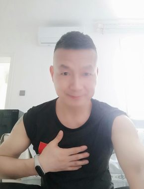 靳文刚 西安 56岁 170cm 65kg