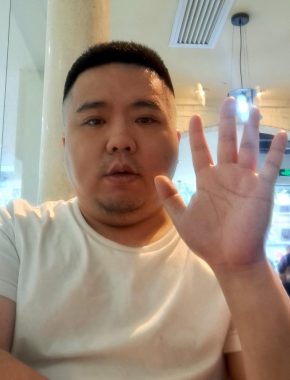 洪乐天 西安 44岁 169cm 83kg