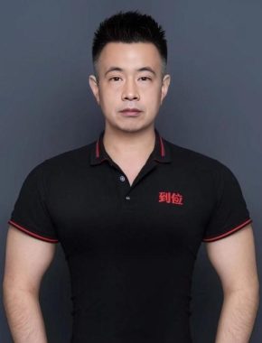 邱刚要 西安 51岁 181cm 86kg