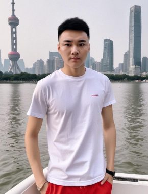 巨飞飞 西安 26岁 185cm 76kg