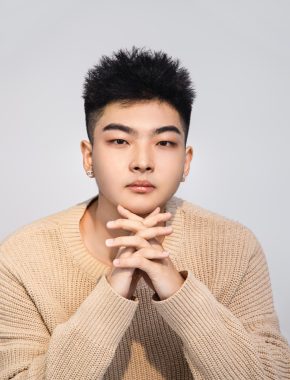 孙孜斈 开封 22岁 182cm 75kg