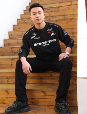 马天航 洛阳 23岁 179cm 75kg