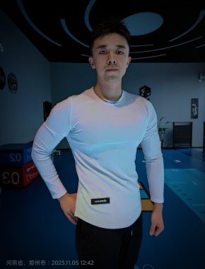 张帅可 郑州 28岁 175cm 75kg