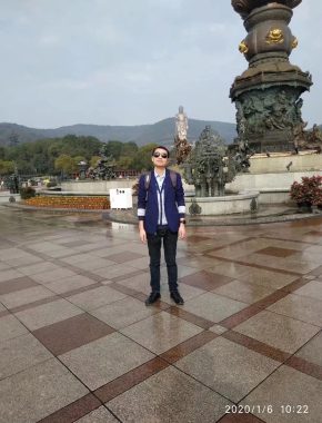 杨天佑 无锡 40岁 180cm 65kg