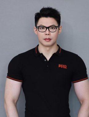 张榕清 泉州 44岁 180cm 74kg