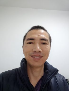 尹陆华 厦门 40岁 166cm 55kg