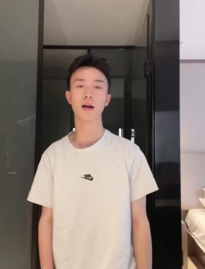 匡文强 南京 26岁 175cm 57kg