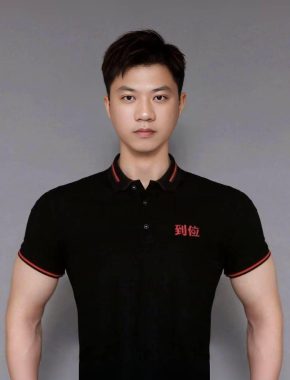韩奔宝 南京 44岁 175cm 73kg