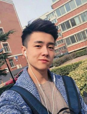 李解 南京 27岁 175cm 65kg