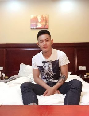 张英含 南京 40岁 173cm 70kg