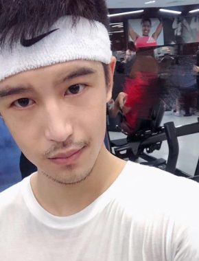 陈丹青 南京 31岁 180cm 65kg