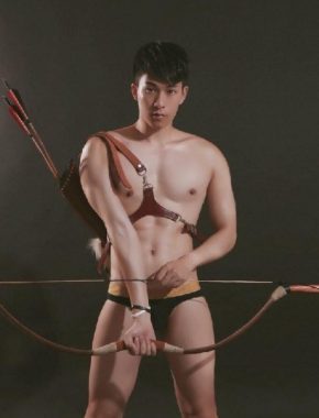 Archer黄霄/江城体育生 南京 30岁 182cm 75kg