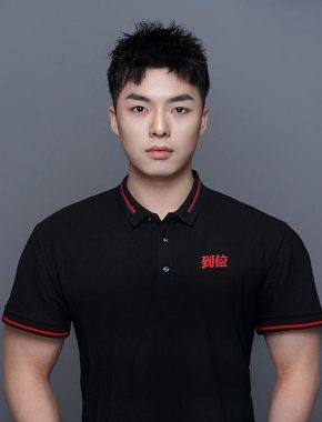 陈庆龙 南京 25岁 179cm 64kg