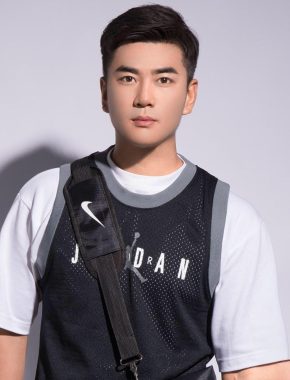 胡锡进 南京 34岁 178cm 80kg
