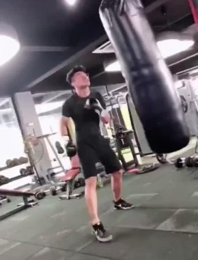 陈中华 南京 28岁 182cm 84kg