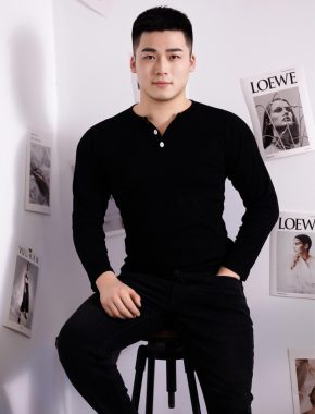 杜泽顺 南京 34岁 180cm 80kg