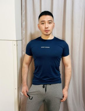 王保龙 南京 37岁 182cm 75kg