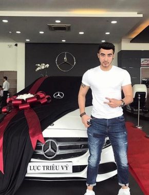 Harry Luck 天门 31岁 180cm 74kg