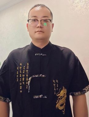 李军 宜昌 38岁 174cm