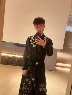 代成龙 随州 28岁 175cm 60kg