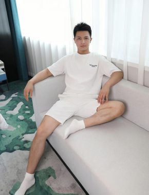 周光福 贵阳 32岁 175cm 65kg